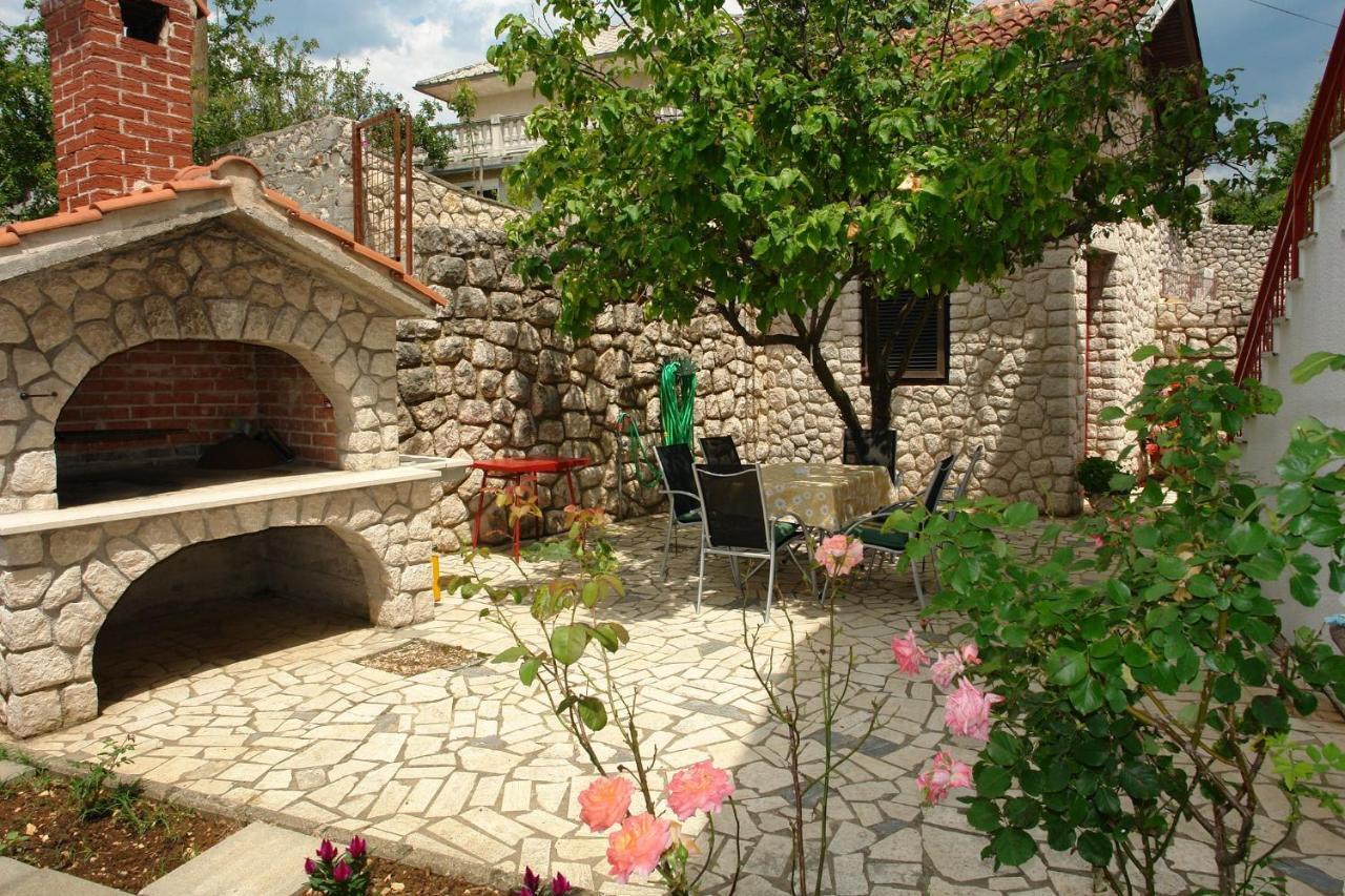 Apartments Nikolina Novi Vinodolski Luaran gambar