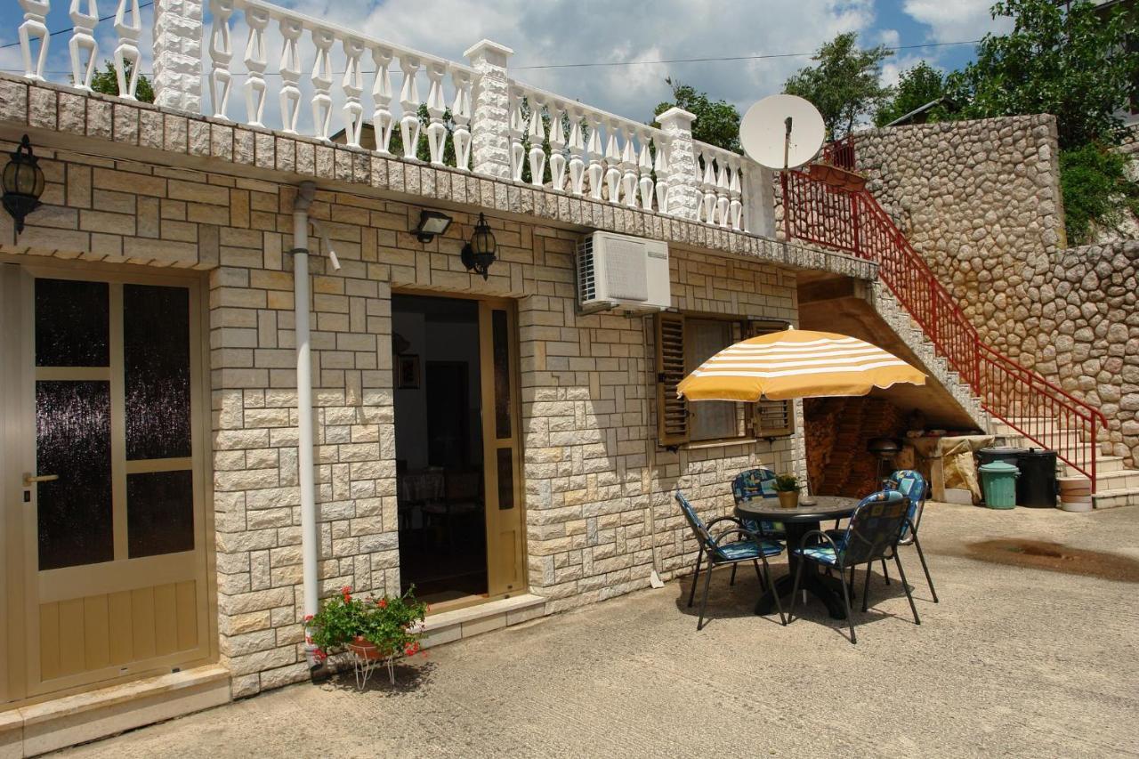 Apartments Nikolina Novi Vinodolski Luaran gambar