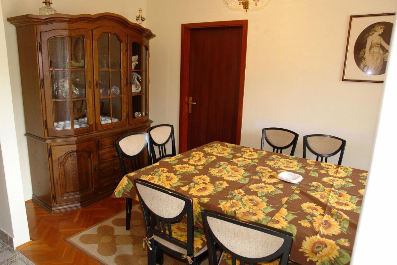 Apartments Nikolina Novi Vinodolski Luaran gambar