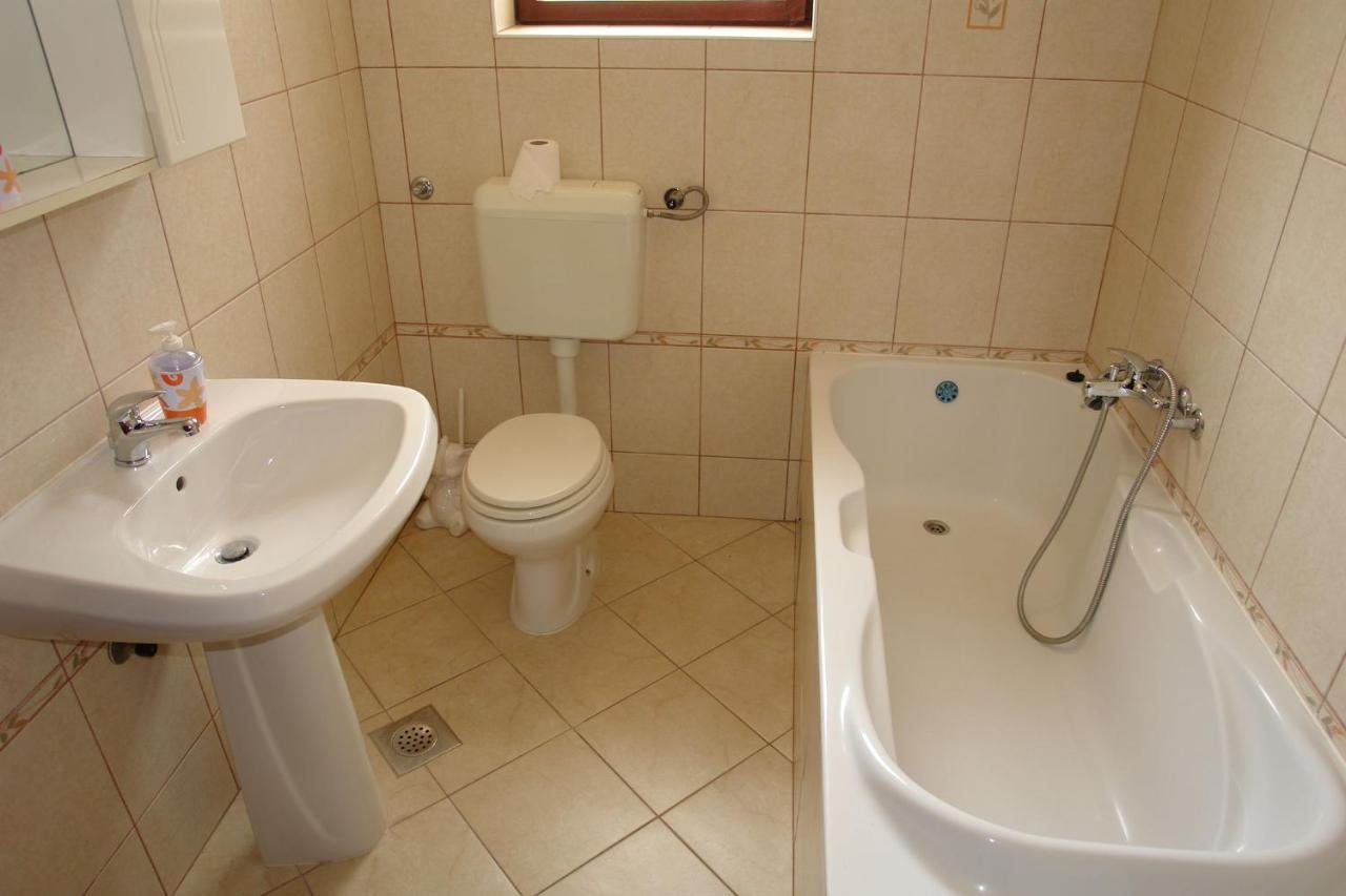 Apartments Nikolina Novi Vinodolski Luaran gambar