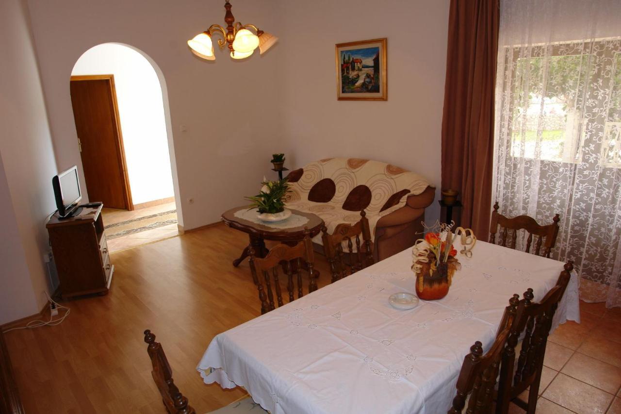 Apartments Nikolina Novi Vinodolski Luaran gambar