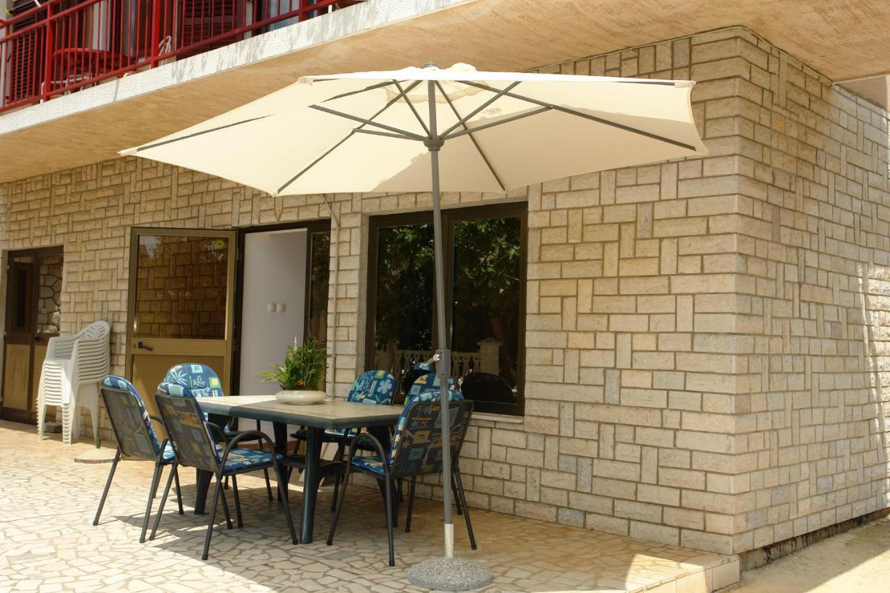 Apartments Nikolina Novi Vinodolski Luaran gambar